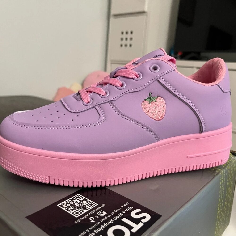 Sweet Strawberry Platform Trainers Koi Footwear BNIB Women’s US Size 9